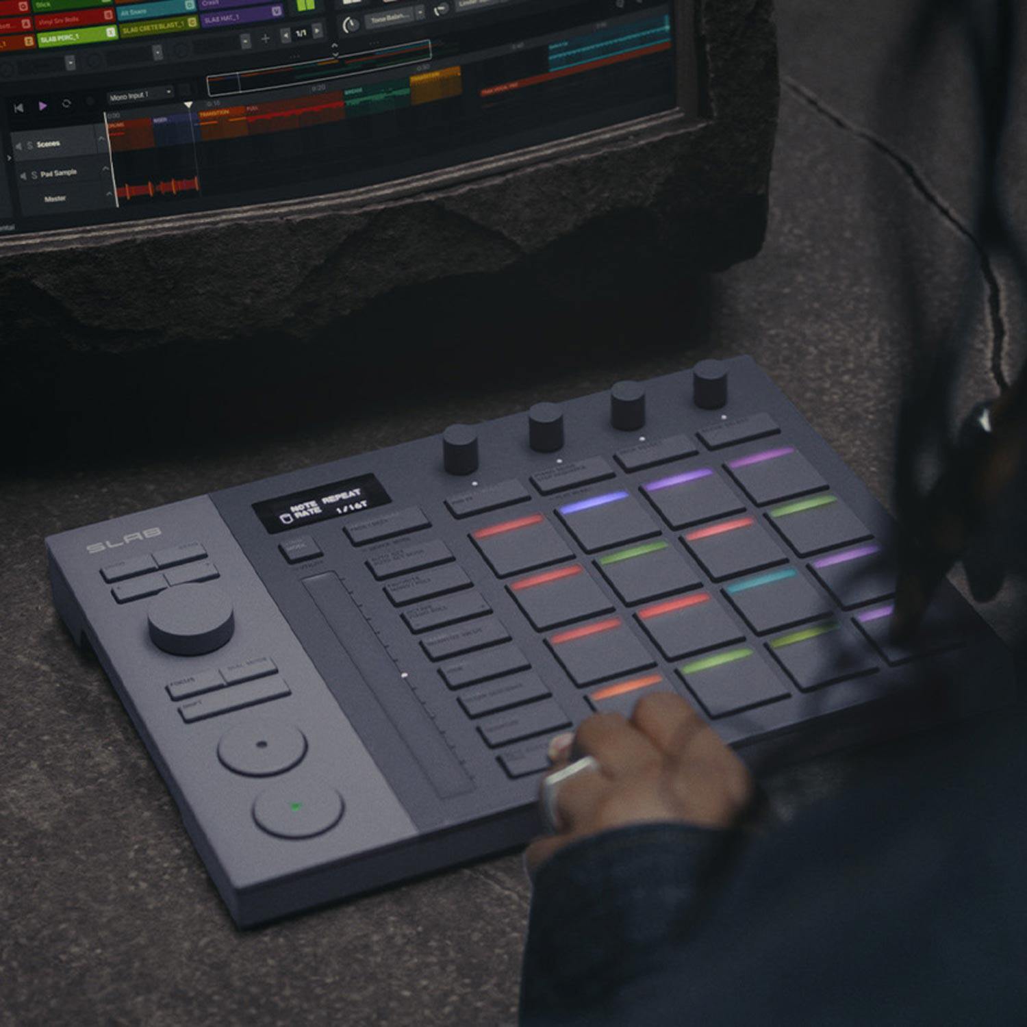 Pioneer AlphaTheta SLAB Serato - Midi Controller Pad 评论和价格